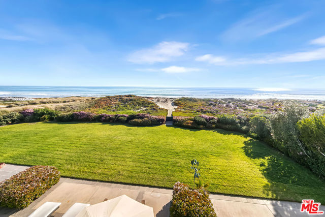 0 Broad Beach Road, Malibu CA: https://media.crmls.org/mediaz/f33b7731-dcdd-43ac-9f6c-e977a3dac30c.jpg