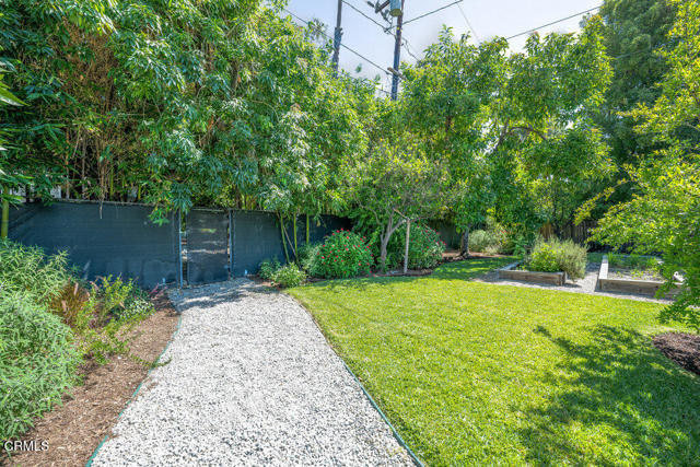 41 E Bonita Avenue, Sierra Madre CA: https://media.crmls.org/mediaz/f33b974d-ed3f-42b2-9d5d-46fdbc529d12.jpg