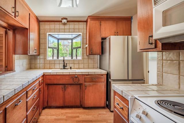 3177 W Ledyard Way, Aptos CA: https://media.crmls.org/mediaz/f33c31f4-66ef-4c2e-9dca-b4ff58144d23.jpg