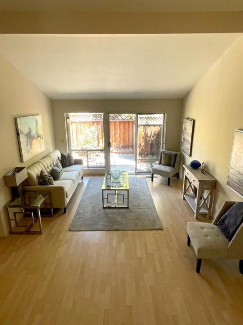 1350 Merrivale West Square, San Jose CA: https://media.crmls.org/mediaz/f33e0995-f64e-43d5-84f7-8b8b3e5437bf.jpg