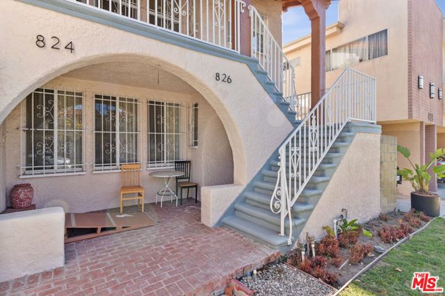 Image 3 for 824 S Holt Ave, Los Angeles, CA 90035