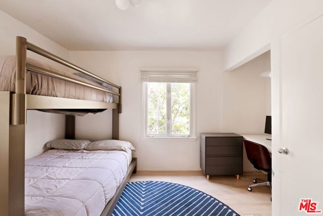 2913 Dell Avenue, Venice CA: https://media.crmls.org/mediaz/f33f6dbb-d23e-42f0-bafa-0629f6b090ff.jpg
