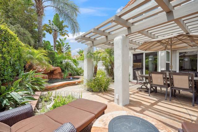 26 Mercato, Laguna Niguel CA: https://media.crmls.org/mediaz/f33fc1ba-41d1-44c8-a516-aa35e8b6610f.jpg