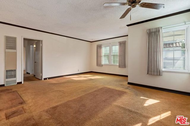 12508 Greene Avenue, Los Angeles CA: https://media.crmls.org/mediaz/f3400bfe-076e-4c4e-858e-96eceae06a03.jpg