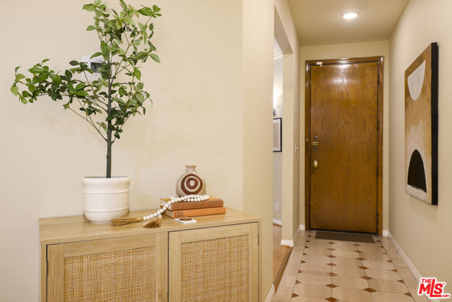 11939 Gorham Avenue, Los Angeles CA: https://media.crmls.org/mediaz/f34036f7-ace8-4bcb-9045-9af709a91fb9.jpg
