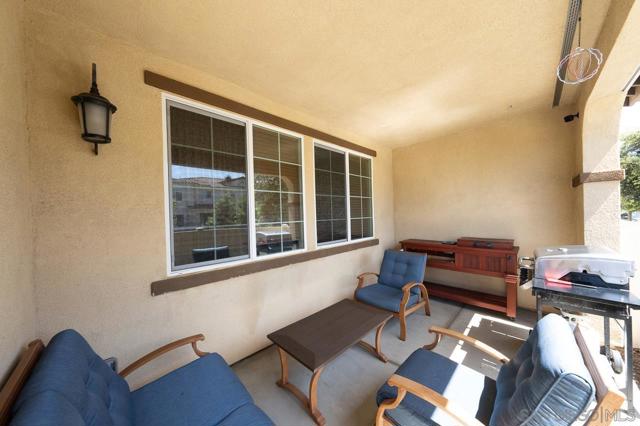 1709 Santa Carolina, Chula Vista CA: https://media.crmls.org/mediaz/f341151d-6437-453f-aa63-3f97f6dc5390.jpg