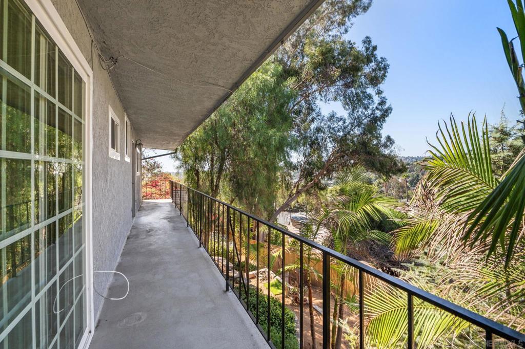 MLS #250041337SD image #28