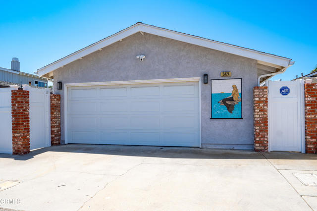 Detail Gallery Image 2 of 32 For 5324 Breakers Way, Oxnard,  CA 93035 - 3 Beds | 2 Baths