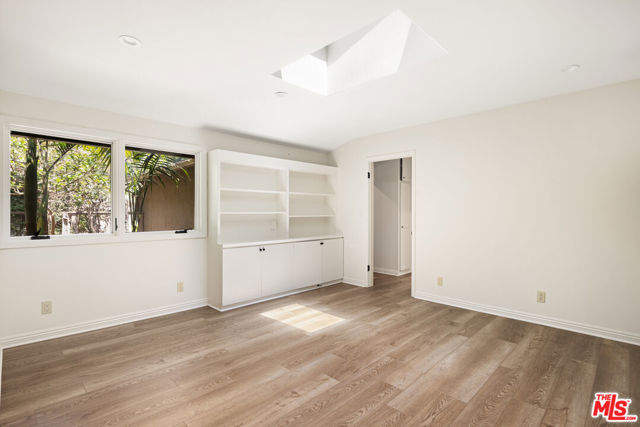 Drew Fenton | 1017 Bienveneda Avenue Pacific Palisades CA | MLS: 6770427