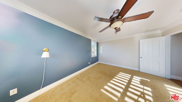 19320 Carranza Lane, Santa Clarita CA: https://media.crmls.org/mediaz/f344ade6-9a85-4114-bc62-cae18fae0380.jpg