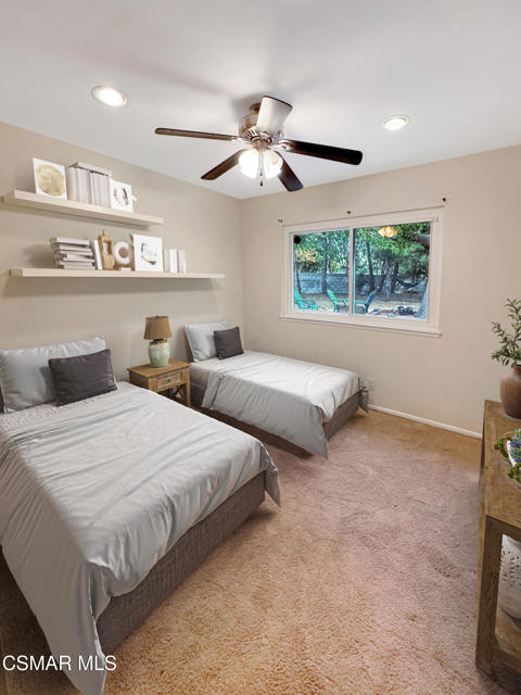 3002 Granville Avenue, Simi Valley CA: https://media.crmls.org/mediaz/f34509de-29ac-405b-b6d8-abfd71644f5a.jpg
