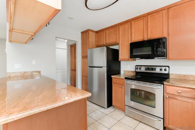 615 Fredricks Ave, Oceanside CA: https://media.crmls.org/mediaz/f3451bac-3e01-4b2d-85c5-dbd9987aa595.jpg