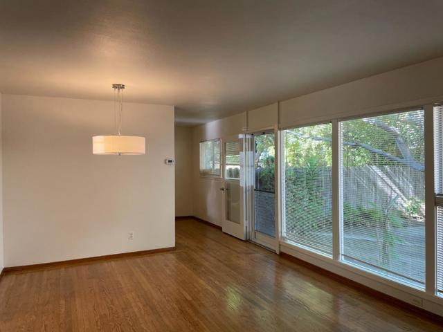 1908 Menalto Avenue, Menlo Park CA: https://media.crmls.org/mediaz/f345edd4-c102-4fef-a8ef-f711188c1eea.jpg