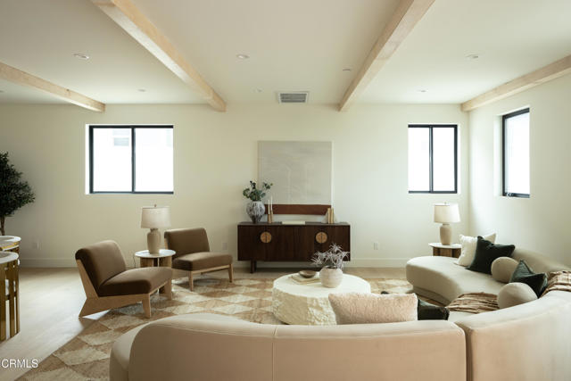 4245 W 62nd Street, Los Angeles CA: https://media.crmls.org/mediaz/f34740f1-8831-4b90-99af-40ff6a375096.jpg