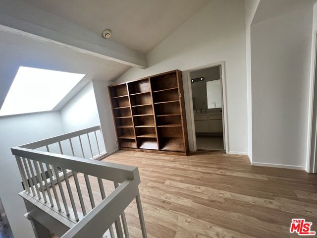 1629 Michael Lane, Pacific Palisades CA: https://media.crmls.org/mediaz/f34764d5-23bd-4088-b7f5-13828b7d160b.jpg