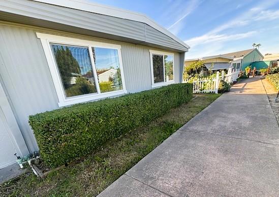 269 Oahu, Union City CA: https://media.crmls.org/mediaz/f3480d19-1d92-4c7c-a5ad-a761770807d0.jpg