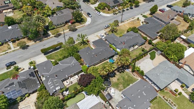5222 Keystone Drive, Fremont CA: https://media.crmls.org/mediaz/f3489352-3ab3-44df-b4da-1684e3763137.jpg