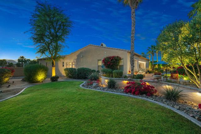 52540 Vino, La Quinta CA: https://media.crmls.org/mediaz/f34895d3-03cc-40f5-9c5a-aaec7a9c3816.jpg