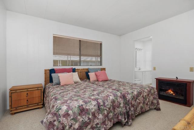 Detail Gallery Image 14 of 23 For 4967 Cindy Ave, Carlsbad,  CA 92008 - 2 Beds | 2 Baths