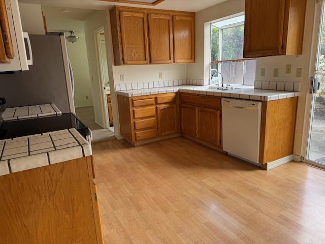 34198 Tony Terrace, Fremont CA: https://media.crmls.org/mediaz/f34b9d59-97b3-482a-ae55-7e3d6f64ceb9.jpg