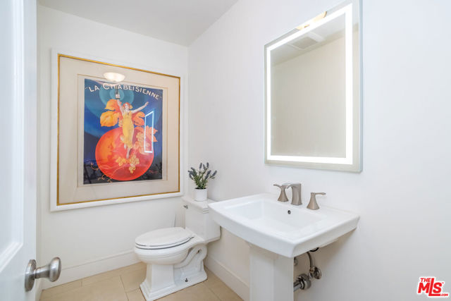 941 N Norman Place, Los Angeles CA: https://media.crmls.org/mediaz/f34c4a88-620d-4047-ac35-83d0a4ec6ac5.jpg