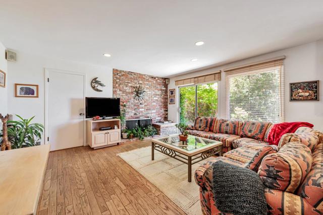 495 Summit Springs Road, Woodside CA: https://media.crmls.org/mediaz/f34c9d9a-a94a-4522-8fec-ab82adab400c.jpg
