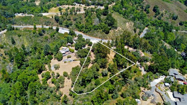 8 E Coastlands, Big Sur CA: https://media.crmls.org/mediaz/f34decc8-e8e6-4ee1-b3af-c075ffb2950a.jpg