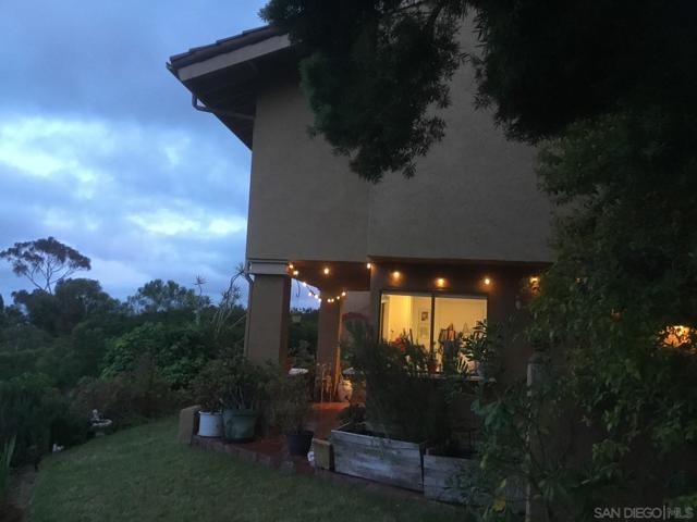 6645 Caminito Scioto, La Jolla CA: https://media.crmls.org/mediaz/f34ea997-0797-4136-a1f0-3cbb633da3e4.jpg