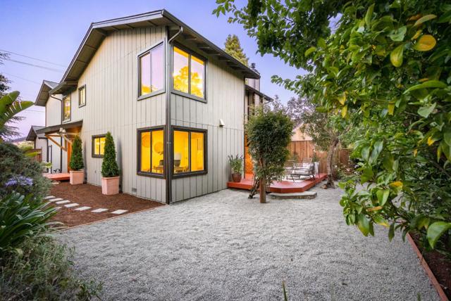 109 Cardiff Place, Santa Cruz CA: https://media.crmls.org/mediaz/f34fb435-e711-4c3e-b621-60965701d00e.jpg
