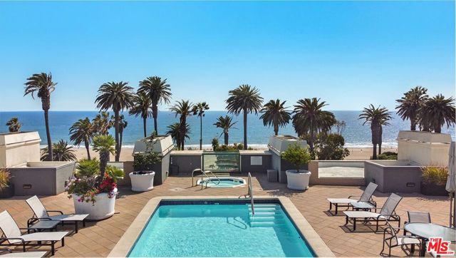 951 Ocean Avenue, Santa Monica, California 90403, 3 Bedrooms Bedrooms, ,2 BathroomsBathrooms,Condominium,For Sale,Ocean,24386171
