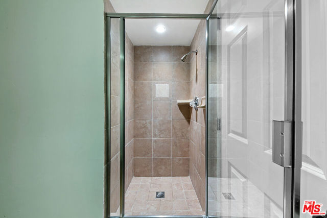 30630 Morning View Drive, Malibu CA: https://media.crmls.org/mediaz/f3505147-9d70-468a-85d2-364305cefb95.jpg