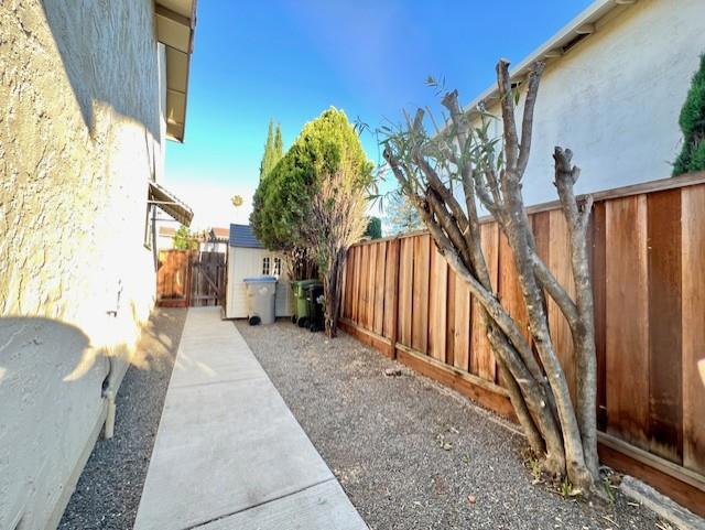 1047 Bret Knoll Court, San Jose CA: https://media.crmls.org/mediaz/f35095f5-b3db-4d0f-9dec-6611bf9f9313.jpg