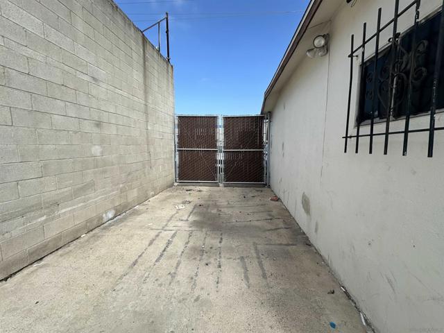 7841 North Ave, Lemon Grove, California 91945, ,Commercial Sale,For Sale,North Ave,240004721SD