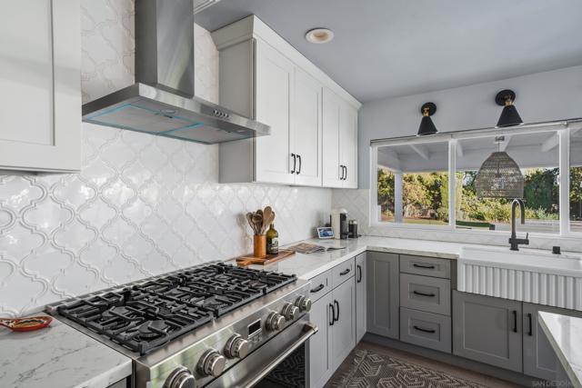 6625 Casselberry Way, San Diego CA: https://media.crmls.org/mediaz/f351a36d-4b32-49cd-9cfc-e7c9b69d1e32.jpg