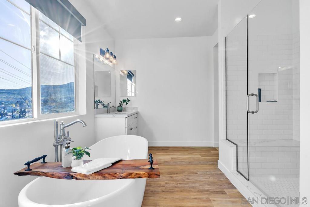 MLS #250022423SD image #28