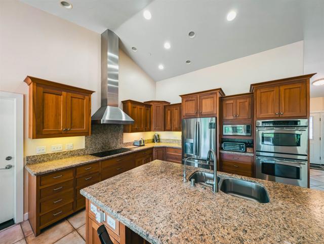 Image 12 of 75 For 9848 Vista Viejas