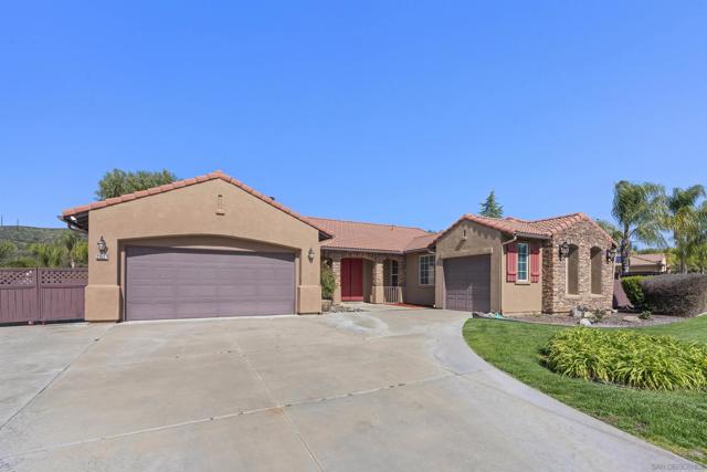 23527 Green Glen Road, Ramona CA: https://media.crmls.org/mediaz/f353d78c-108b-4faf-9c2c-03318993e2c6.jpg