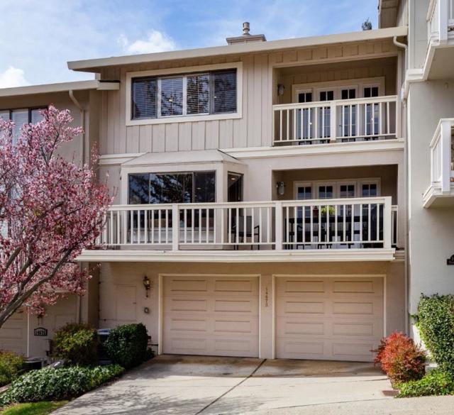 14673 fieldstone dr, Saratoga CA: https://media.crmls.org/mediaz/f353f9f2-3f3a-4f87-a0c9-60ef7661787a.jpg