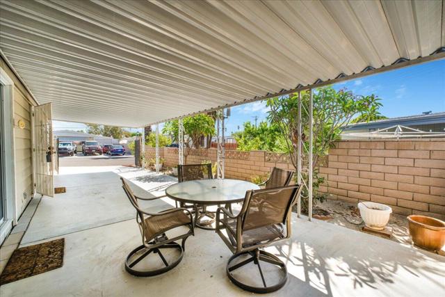 32857 Bloomfield Avenue, Thousand Palms CA: https://media.crmls.org/mediaz/f354476e-035f-44a5-8f40-3c98735a5397.jpg