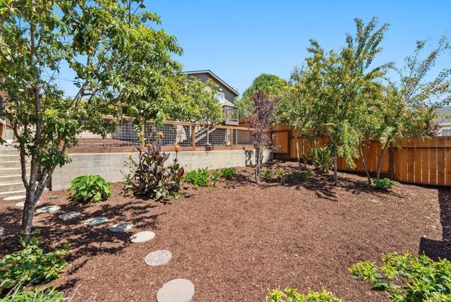 221 Carey Avenue, Freedom CA: https://media.crmls.org/mediaz/f3545187-446c-4267-b690-60de741c361f.jpg