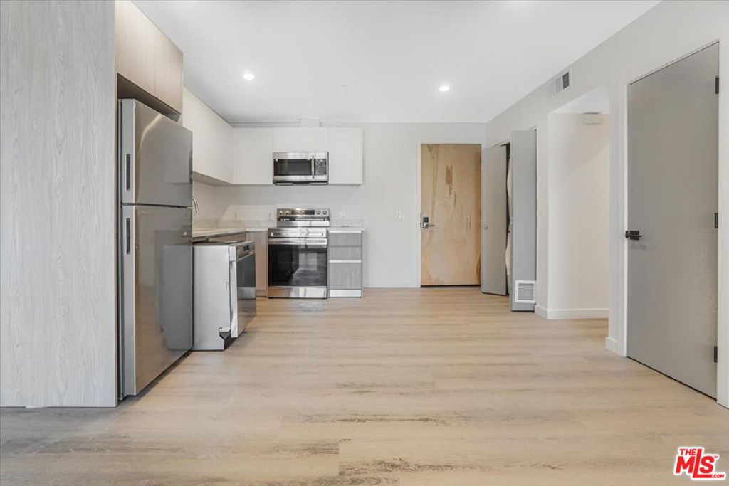 MLS #26864753 image #13