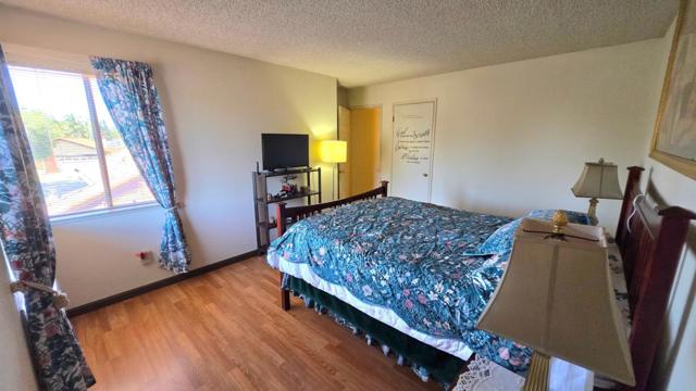 2071 Sunset View Place, San Jose CA: https://media.crmls.org/mediaz/f35597cf-78a6-4671-a855-4d5c3a08cb65.jpg