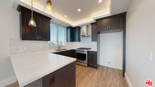 8700 Chalmers Drive, Los Angeles CA: https://media.crmls.org/mediaz/f355d530-6298-4bc5-af9b-57a4e47faa2a.jpg