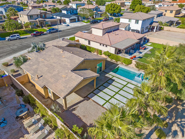 43820 Cape Cod Court, Indio CA: https://media.crmls.org/mediaz/f355e6a2-5dea-429e-a1d9-a9b1edf094fb.jpg