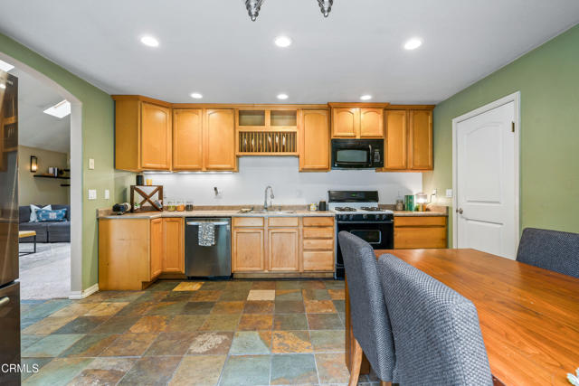 Detail Gallery Image 14 of 52 For 31780 Highway 20, Fort Bragg,  CA 95437 - 3 Beds | 3/1 Baths