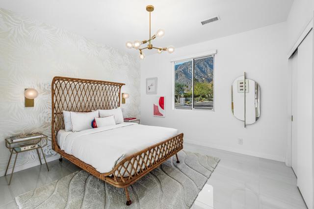2622 S Calle Palo Fierro, Palm Springs CA: https://media.crmls.org/mediaz/f357b229-9ebd-4524-9e0d-addda291001c.jpg
