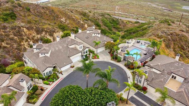 3334 Caminito Cabo Viejo, Del Mar CA: https://media.crmls.org/mediaz/f3587e76-ac74-489f-bccf-1f6e207340a0.jpg