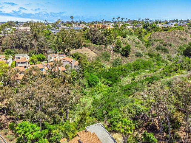 4756 Edison St, San Diego CA: https://media.crmls.org/mediaz/f3593f7f-9396-4cb1-a85b-58ee00967678.jpg