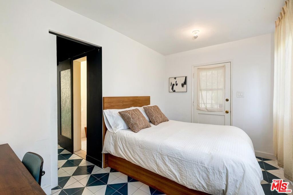 MLS #25612815 image #22