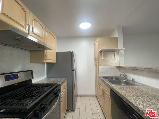 1531 N Detroit St #114, Los Angeles, CA 90046